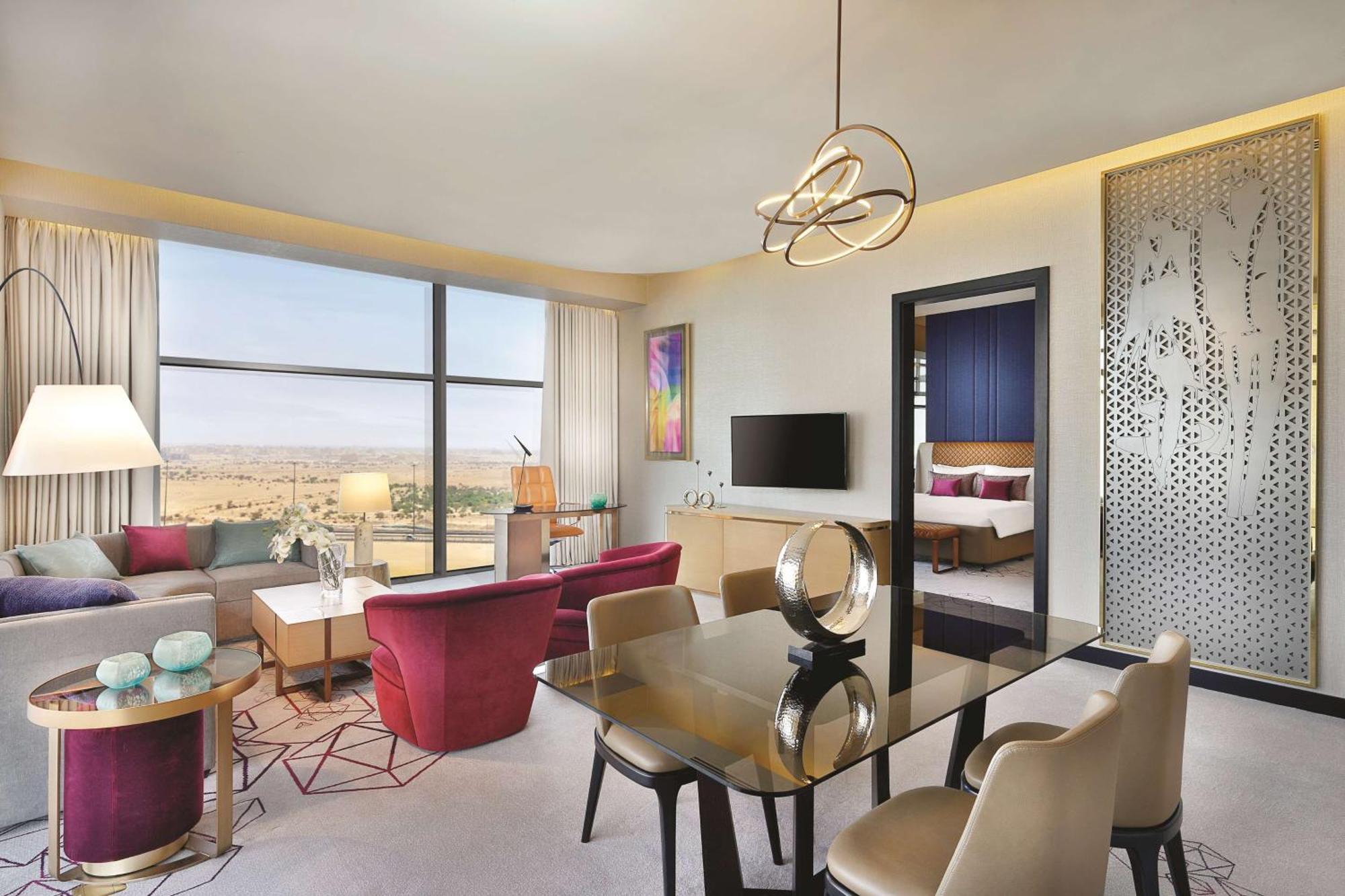 Alrayyan Hotel Doha, Curio Collection By Hilton Exterior photo A suite at the hotel