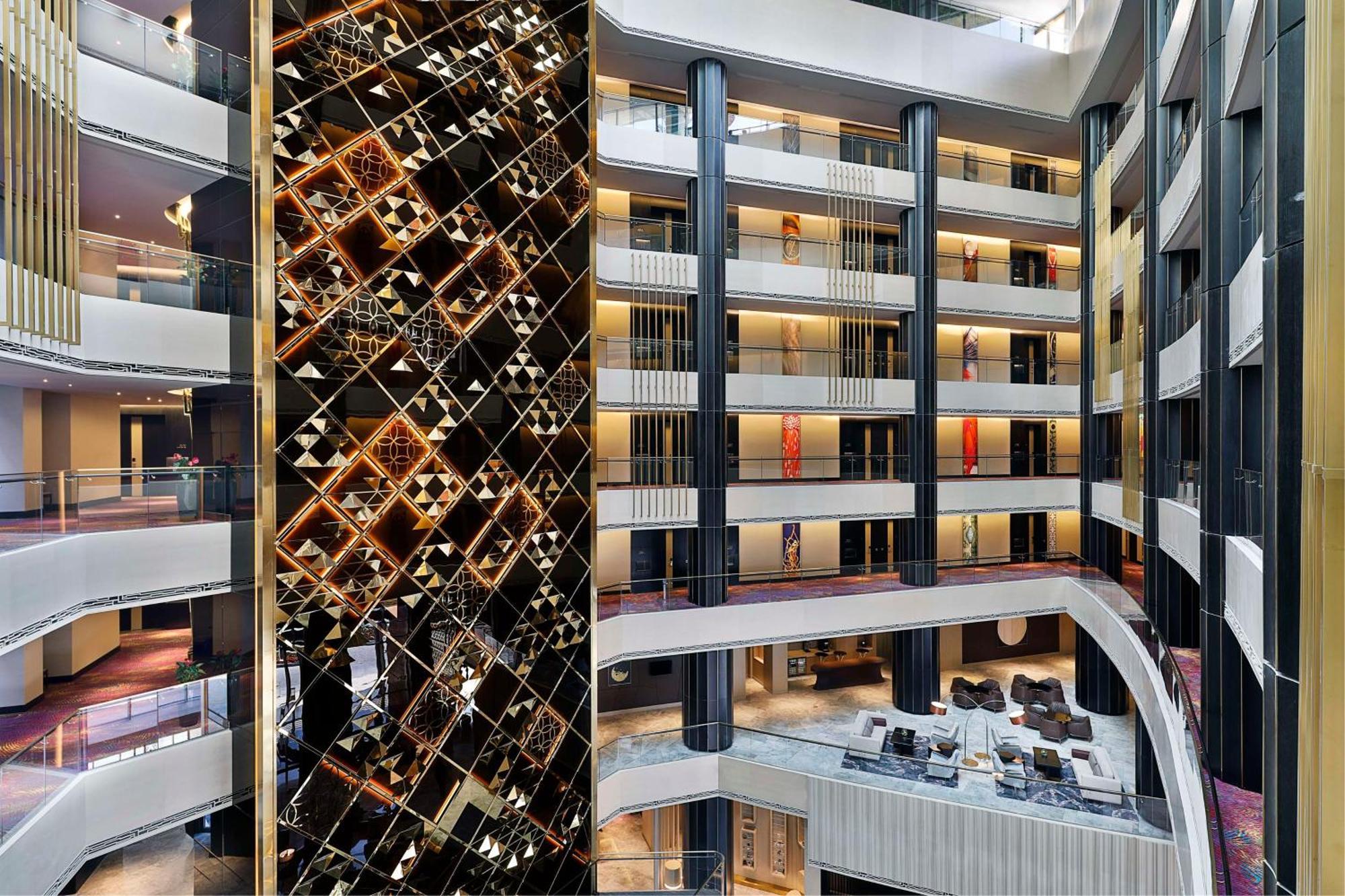 Alrayyan Hotel Doha, Curio Collection By Hilton Exterior photo The interior of the hotel